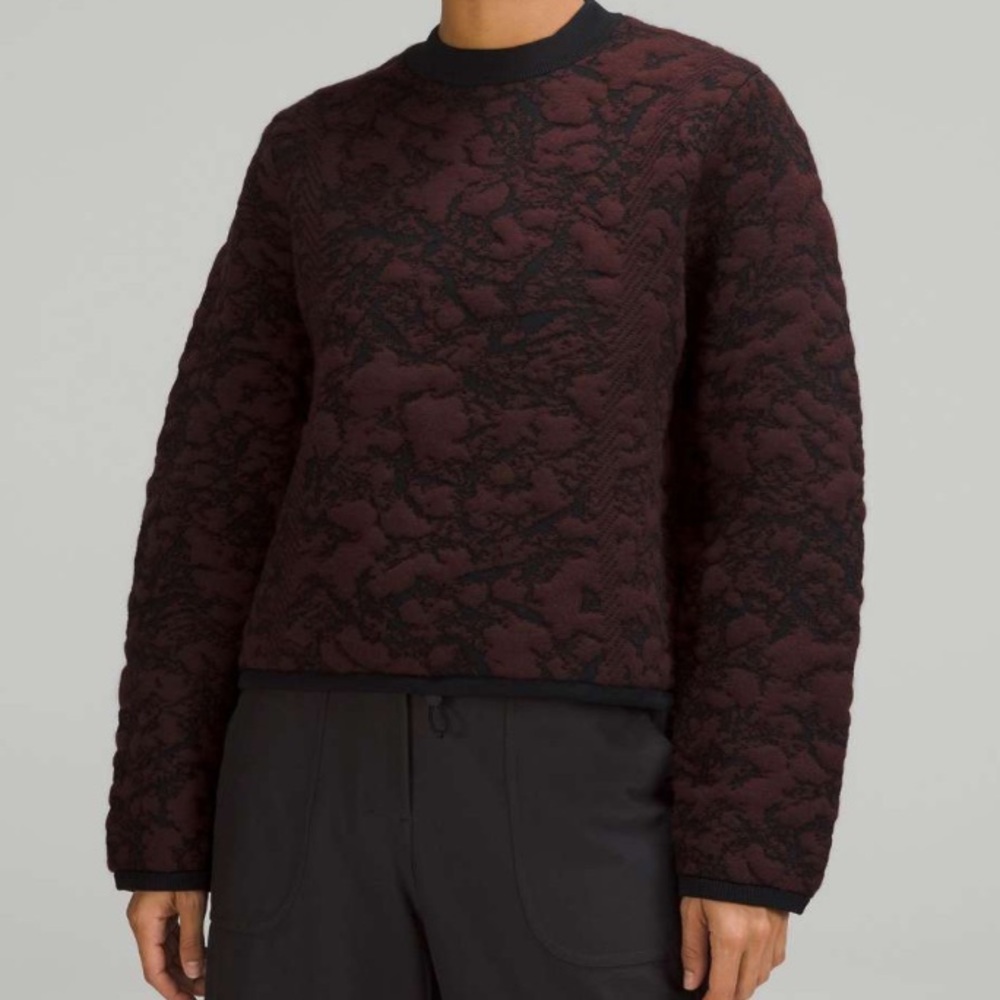 Lululemon Red Merlot / Black Jacquard Multi-Texture Crew Neck Sweater | Size 4